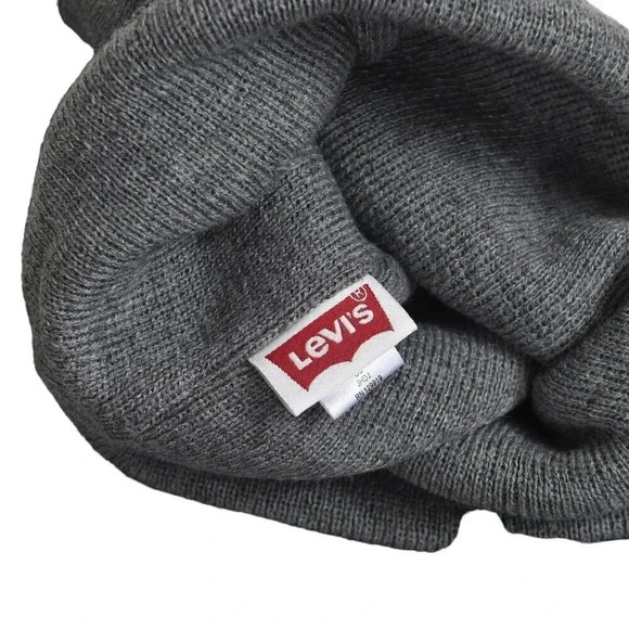 NWT Levi's Beanie Hat Knit Scarf Gift Set  Combo Maximum Warmth Gray - Picture 6 of 6